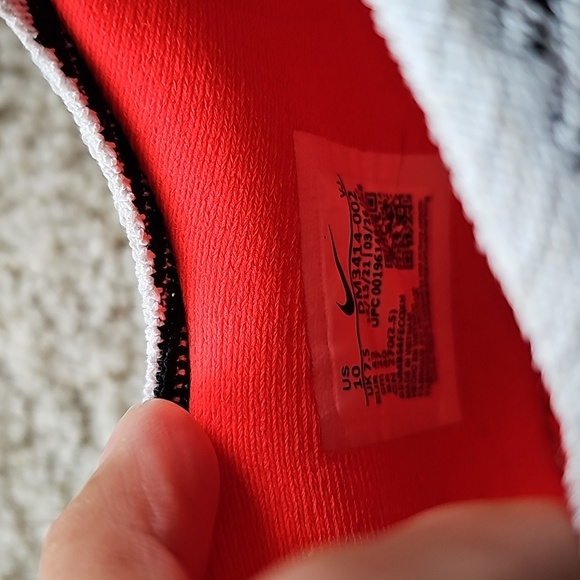 NIKE Shoes - Picture 10 of 11